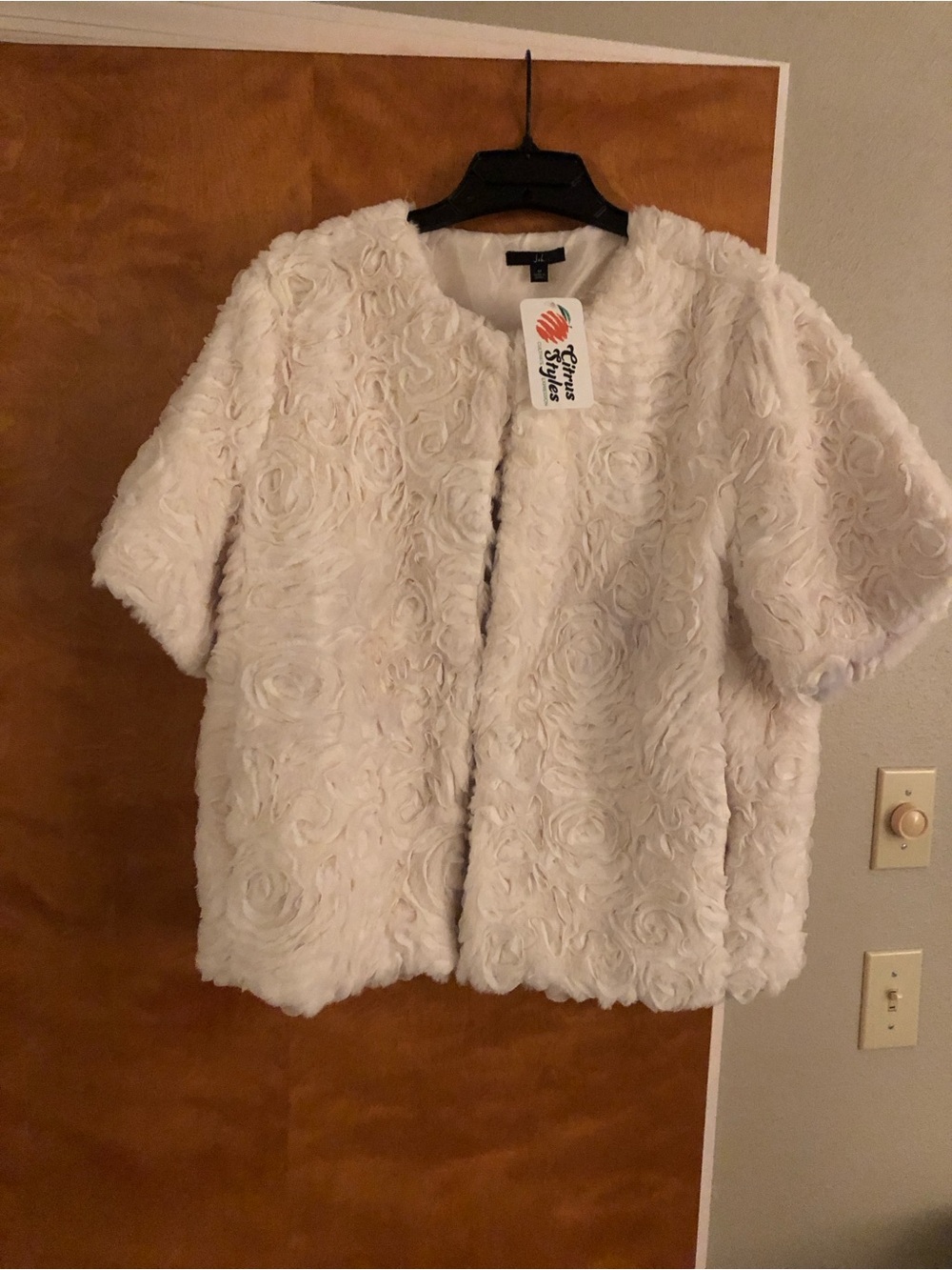 Faux Fur Flower Swirls Jacket - Picture 6 of 7